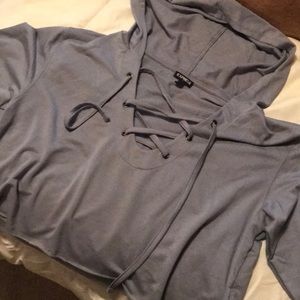 Express crop hoodie